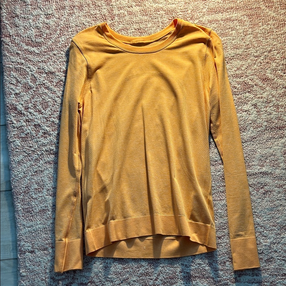 Women's Lululemon Orange Long Sleeve relaxed swiftly tech